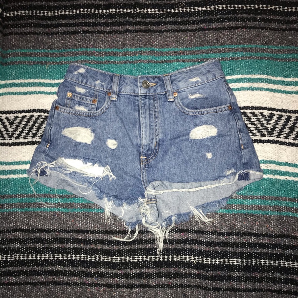 H&M ripped jean shorts